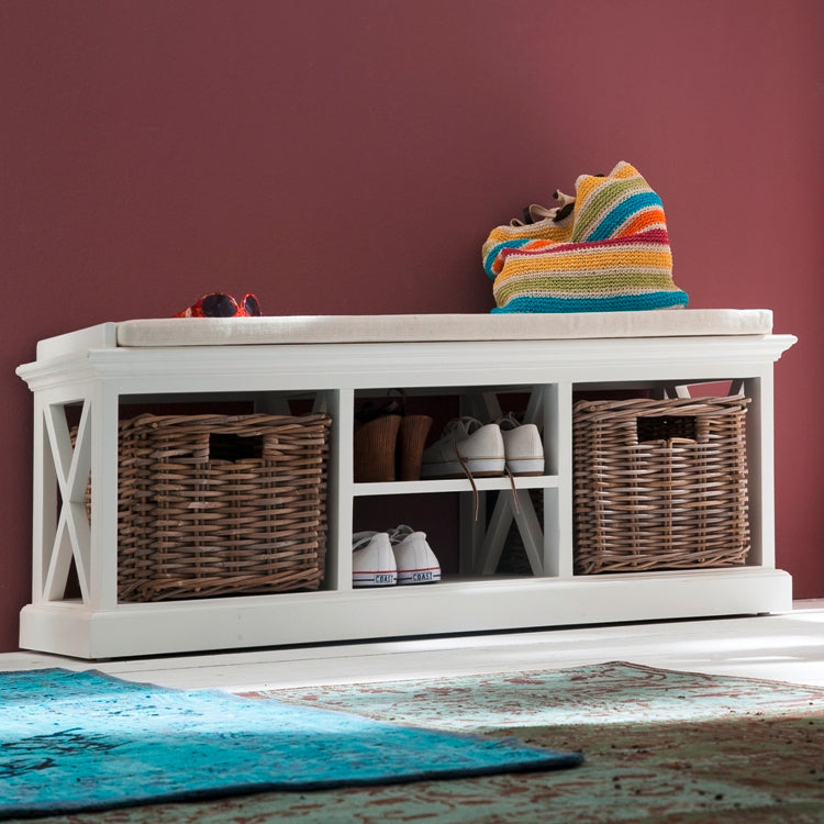 Cassapanca provenzale con cesti