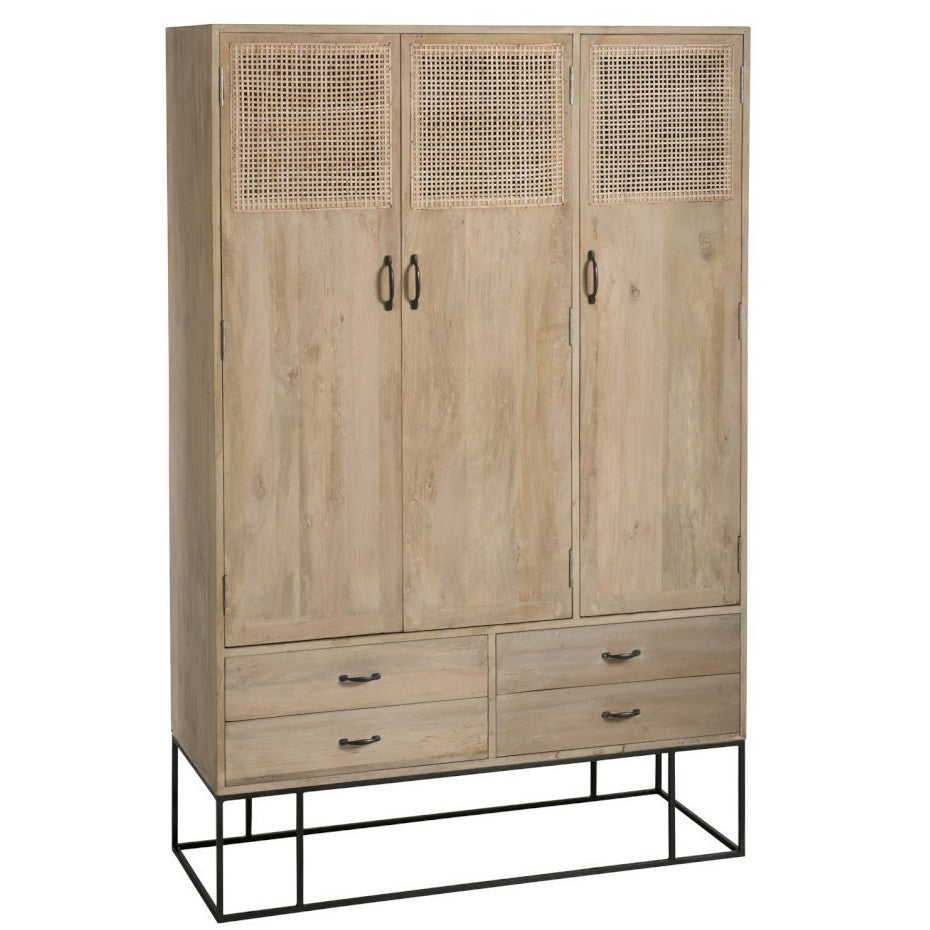 Armadio naturale boho chic