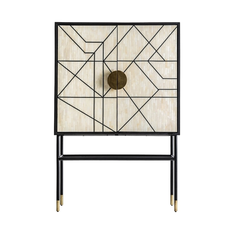 Armadio ethnic chic ecclettico