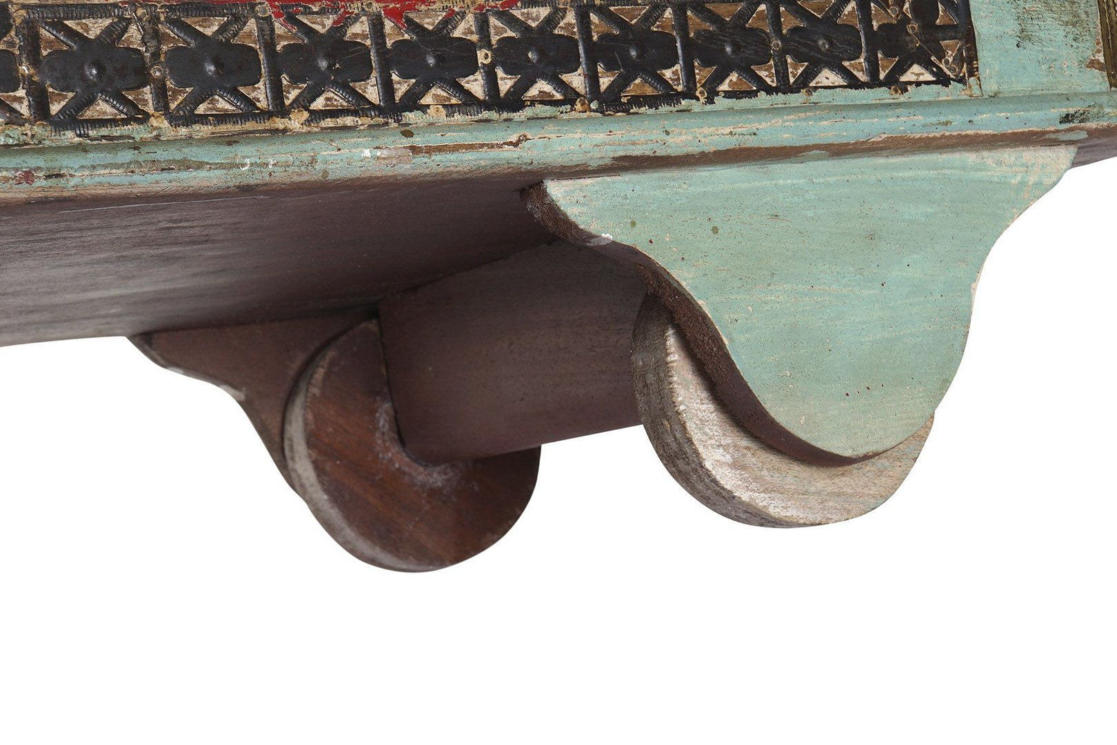 Baule orientale etnico decorato