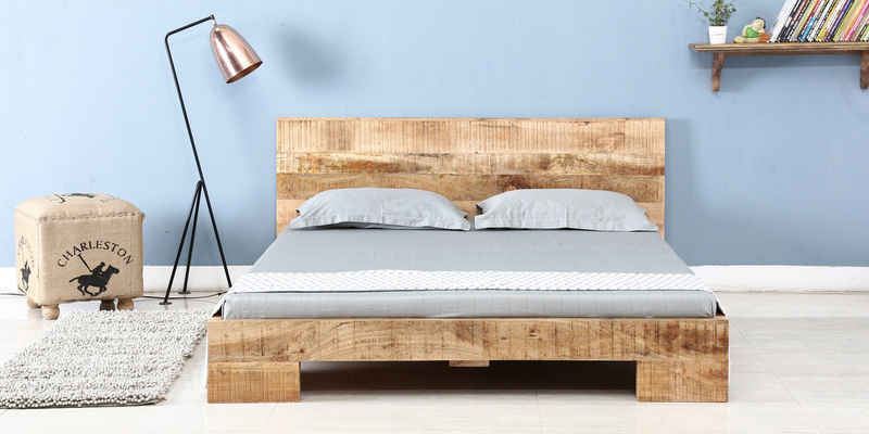 Letto legno stile rustico
