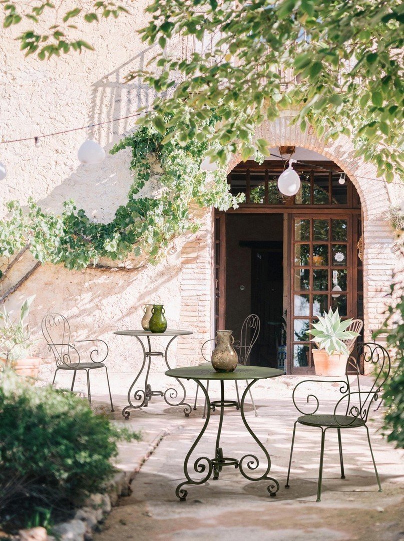 Tavolo tondo da giardino verde