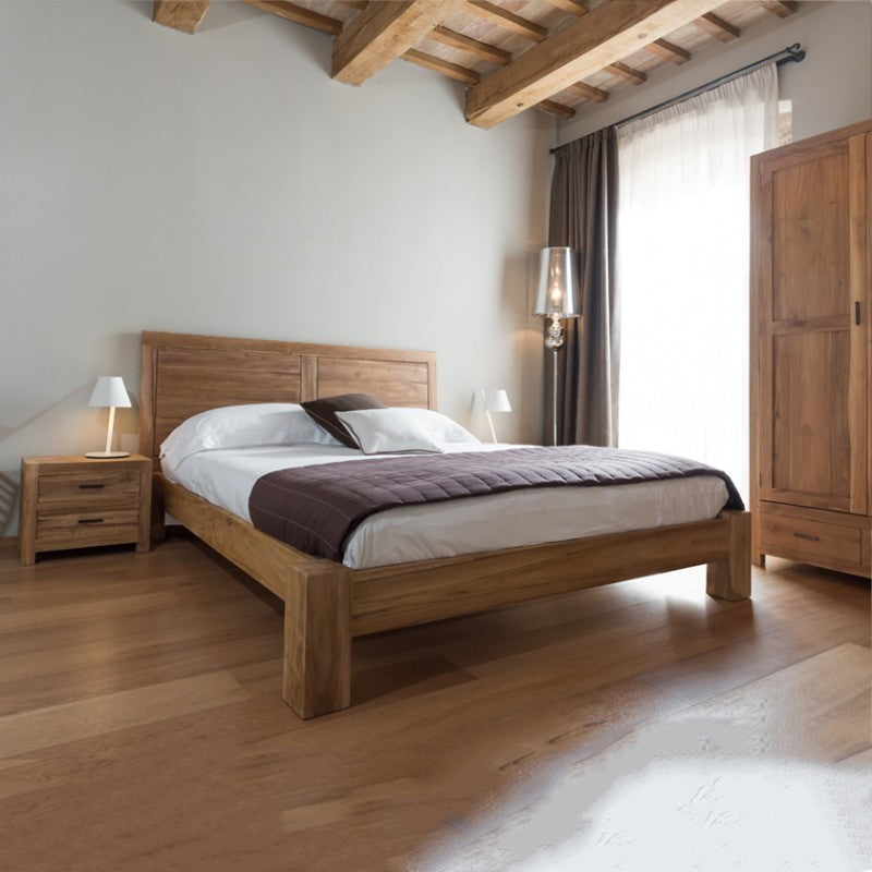 Testiera country chic per camera elegante in legno naturale