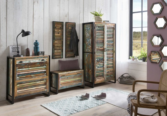 Appendiabiti industrial color river