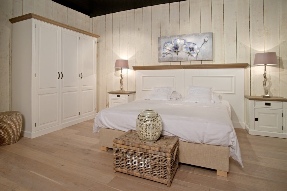 Guardaroba provenzale chic