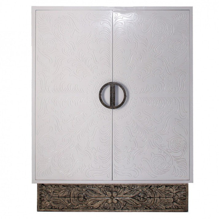 Armadio orientale intarsiato