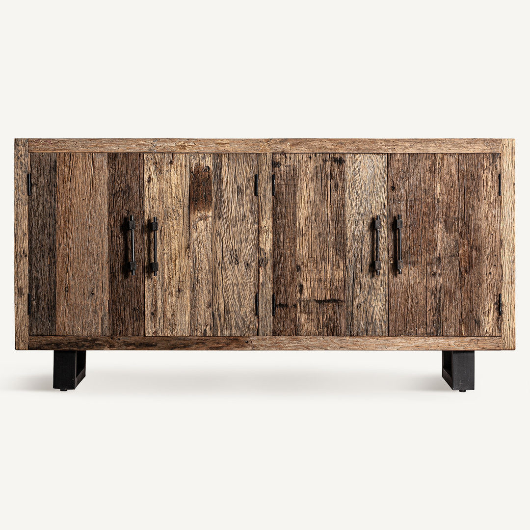 Buffet rustico stile industrial