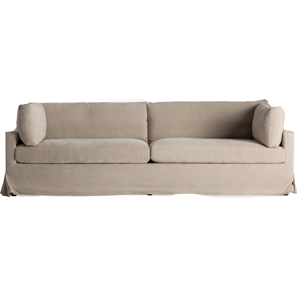 Divano Monheurt in lino beige per soggiorni country chic eleganti.