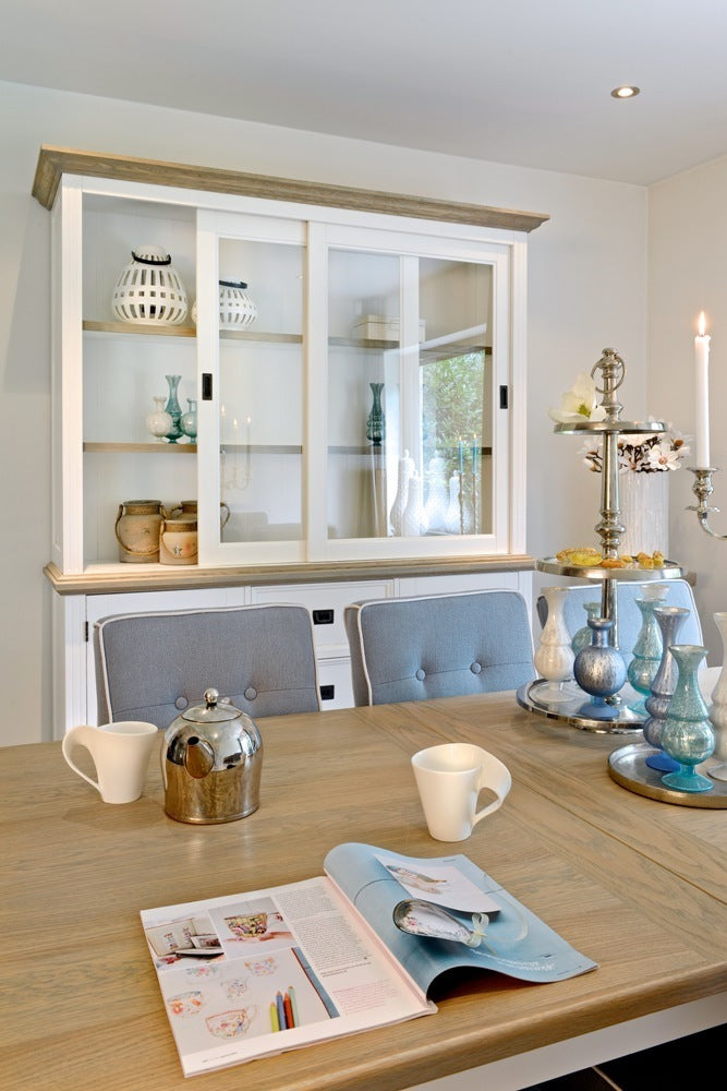 Vetrina libreria bianca