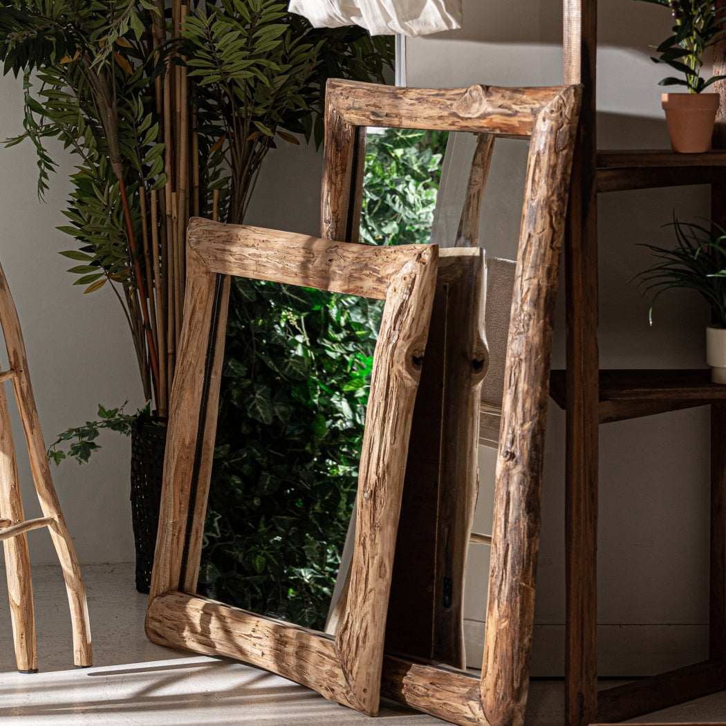 Specchio in legno di mogano naturale